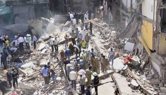 Photo of हुसैनी इमारत हादसे में मृतकों की संख्या हुई 33 , राहत व बचाव कार्य जारी