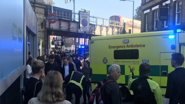 Photo of लंदन के अडरग्राउंड ट्रेन में हुआ धमाका , कई लोग झुलसे