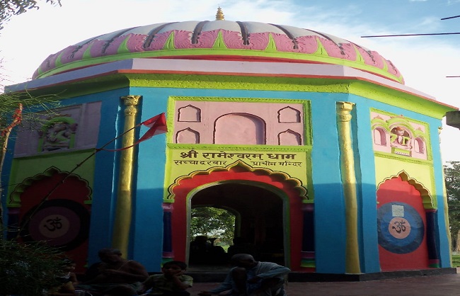 Photo of सीतापुर में अस्तित्व के लिए संघर्ष कर रहा पांच सौ वर्ष पुराना दीपावली मेला